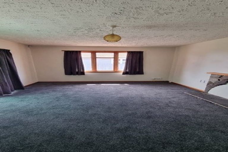 Photo of property in 21 Taurima Street, Hei Hei, Christchurch, 8042