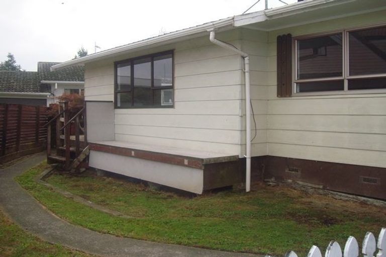 Photo of property in 19a Crescent Court, Melville, Hamilton, 3206