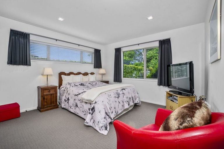 Photo of property in 10 Waiora Place, Pyes Pa, Tauranga, 3112