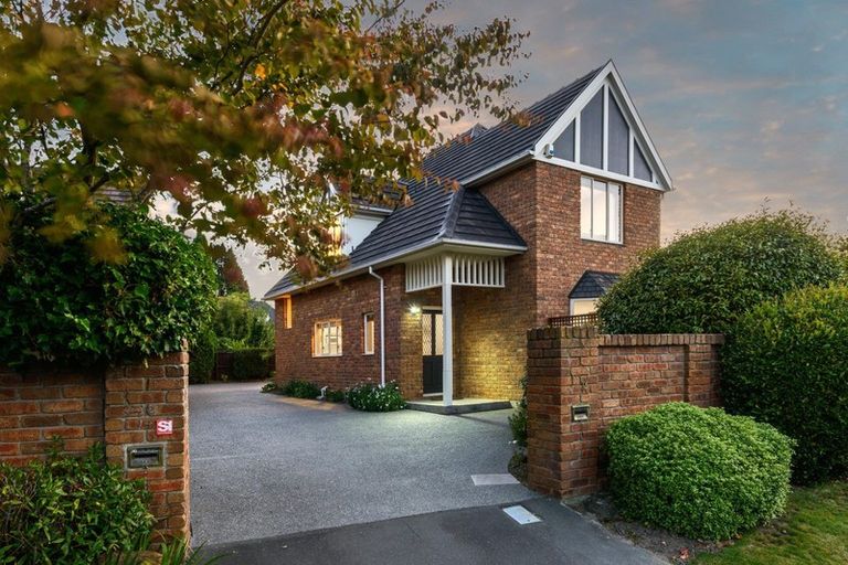 Photo of property in 1/14 Ilam Park Place, Ilam, Christchurch, 8041