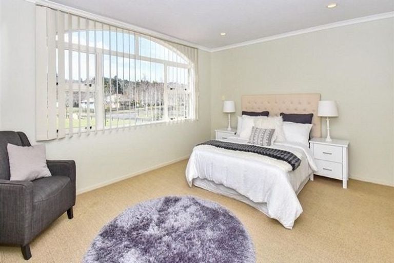 Photo of property in 8 Lime Crescent, Papakura, 2110