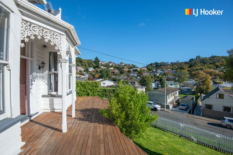 Photo of property in 425 South Road, Caversham, Dunedin, 9012