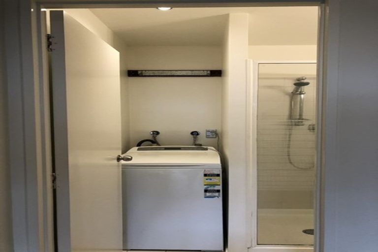 Photo of property in Knightsbridge Apartments, 5a Boardman Lane, Auckland Central, Auckland, 1010