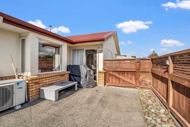 Photo of property in 19 Branigan Parade, Kelvin Grove, Palmerston North, 4414