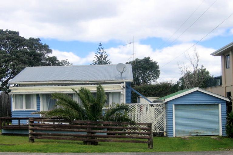Photo of property in 59 Brighton Road, Waihi Beach, 3611