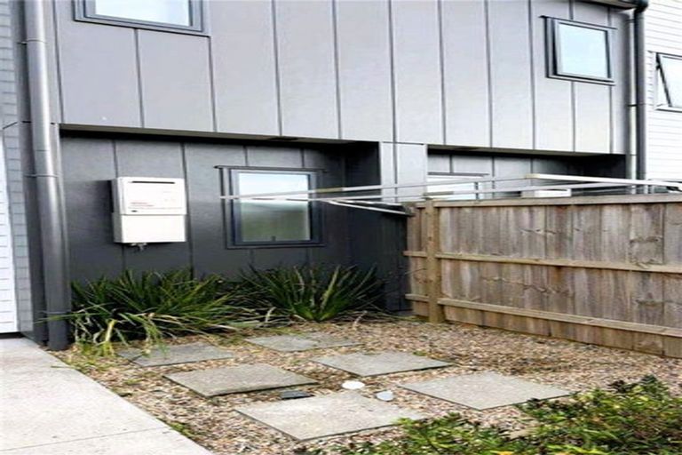 Photo of property in 1b Falabella Lane, Karaka, Papakura, 2113