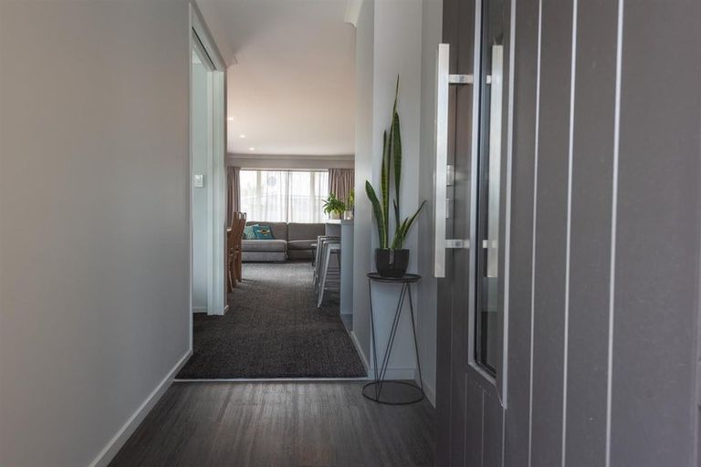 Photo of property in 7 Eric Batchelor Place, Waimate, 7924