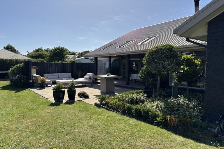 Photo of property in 2 Reserve Lane, Prebbleton, 7604