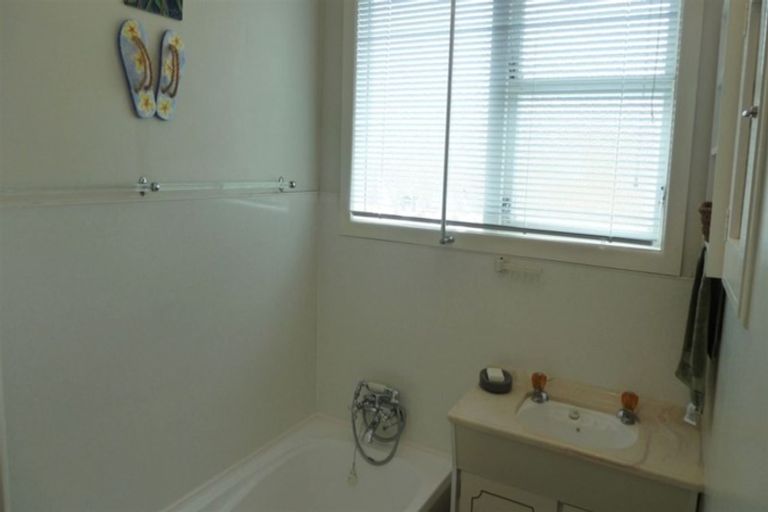 Photo of property in 300 Ensor Street, Thames, 3500