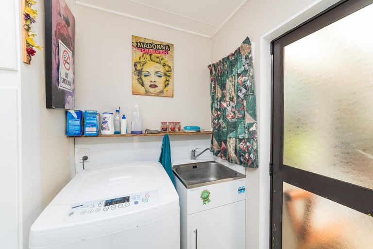 Photo of property in 21 Dahlstrom Grove, Kelvin Grove, Palmerston North, 4414