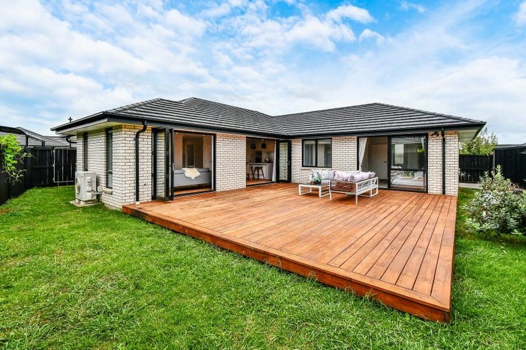 Photo of property in 9 Edward Pope Lane, Pokeno, 2402