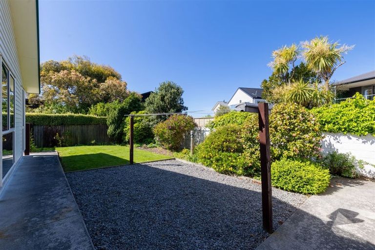Photo of property in 2/5 Soleares Avenue, Mount Pleasant, Christchurch, 8081