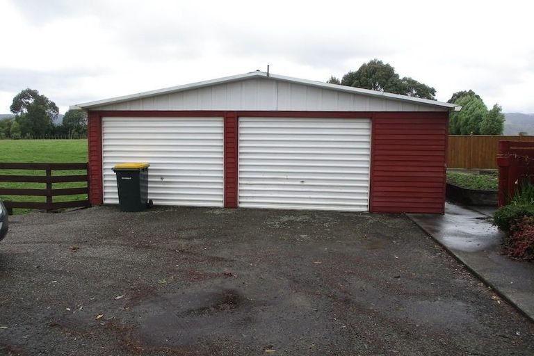 Photo of property in 361 Arapaepae Road, Levin, 5571