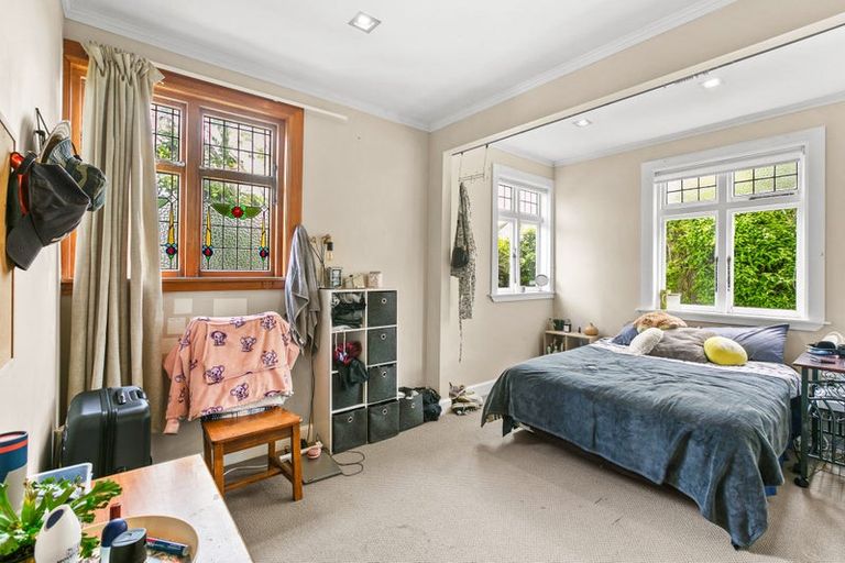 Photo of property in 43 Cameron Street, New Plymouth, 4310