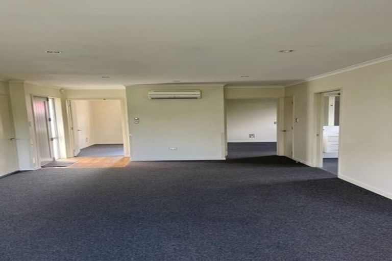 Photo of property in 3 Glenfield Crescent, Mairehau, Christchurch, 8052