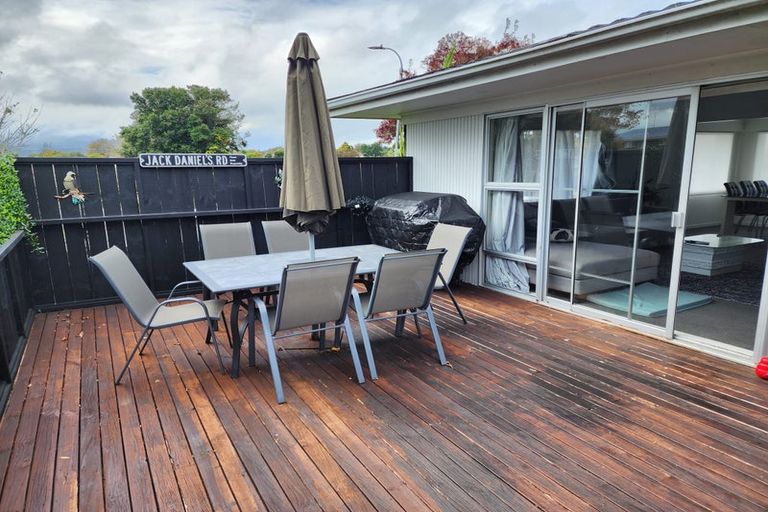Photo of property in 147 Elliot Street, Pahurehure, Papakura, 2113