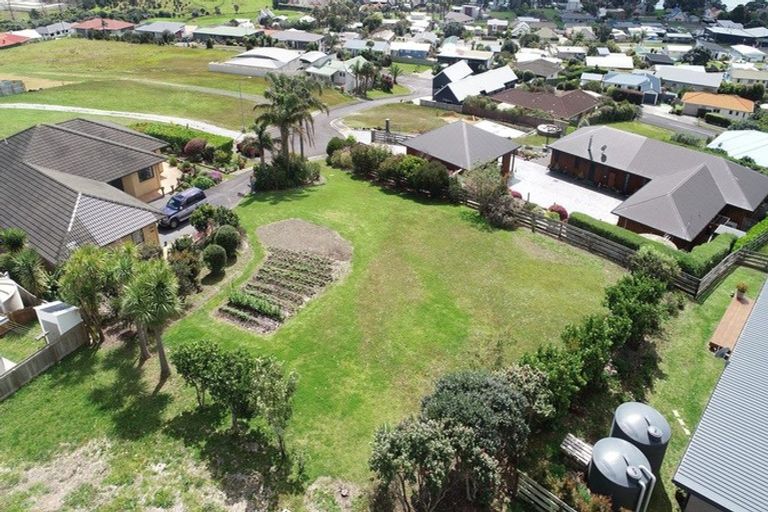 Photo of property in 9 Oden Hill, Coopers Beach, 0420