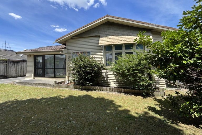 Photo of property in 800 Tremaine Avenue, Roslyn, Palmerston North, 4414