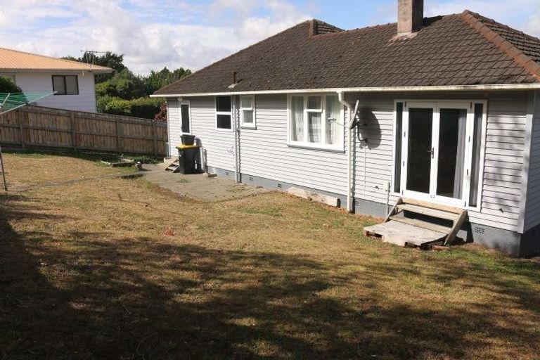 Photo of property in 16 Wellesley Street, Feilding, 4702