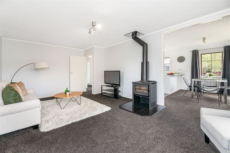 Photo of property in 11 Kellett Road, Ranui, Auckland, 0612