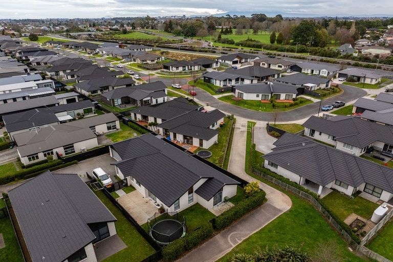 Photo of property in 2/34 Maggie Place, Chartwell, Hamilton, 3281