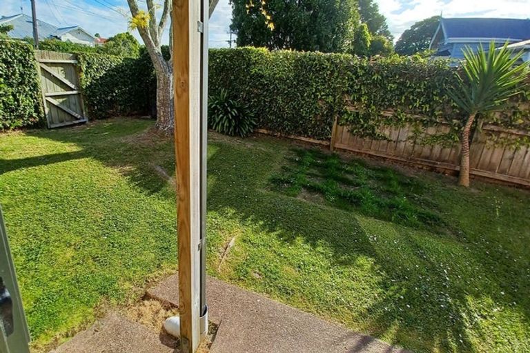 Photo of property in 1/7 Victor Street, Avondale, Auckland, 1026