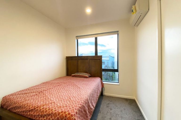 Photo of property in 8/10 Ayr Road, Pakuranga, Auckland, 2010