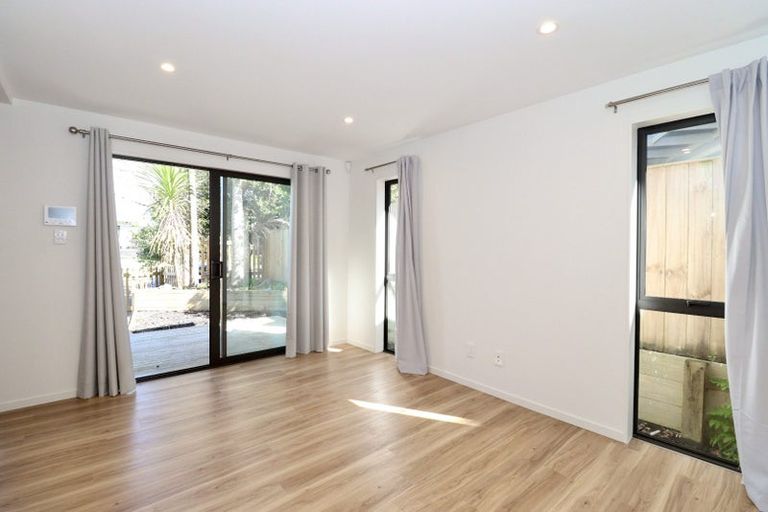 Photo of property in 7a Pinehurst Place, Wattle Downs, Auckland, 2103