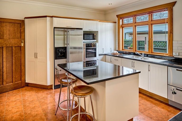 Photo of property in 14 Hinau Street, Woburn, Lower Hutt, 5010