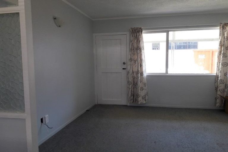 Photo of property in 1/37 Mclean Street, Tauranga, 3110