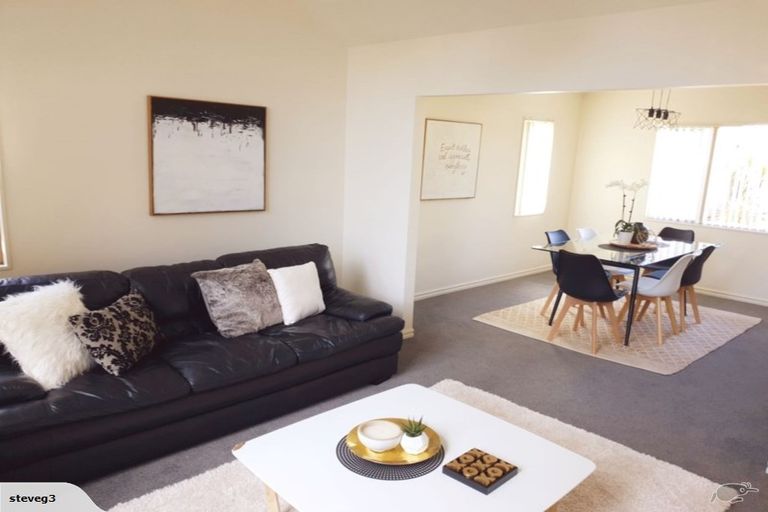 Photo of property in 59 Nielsen Gardens, Rototuna, Hamilton, 3210