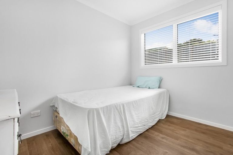 Photo of property in 11 Windrush Close, Mangere, Auckland, 2022