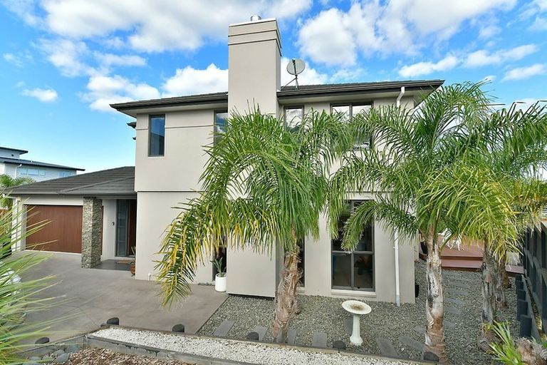 Photo of property in 34 Manhattan Rise, Orewa, 0931
