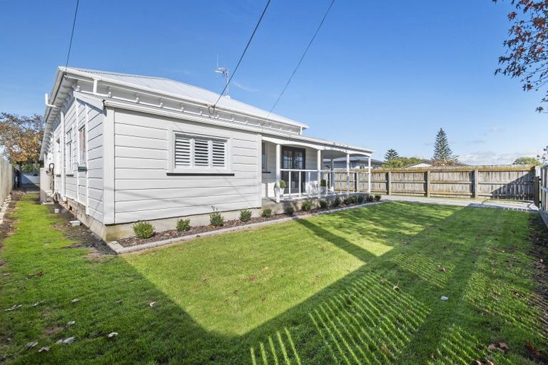 Photo of property in 3 Carthew Street, Feilding, 4702