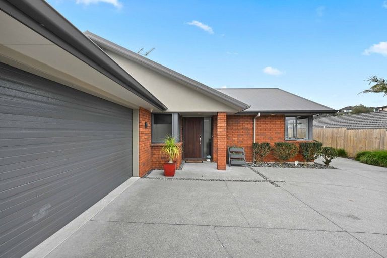 Photo of property in 5 Millennium Heights, Flagstaff, Hamilton, 3210