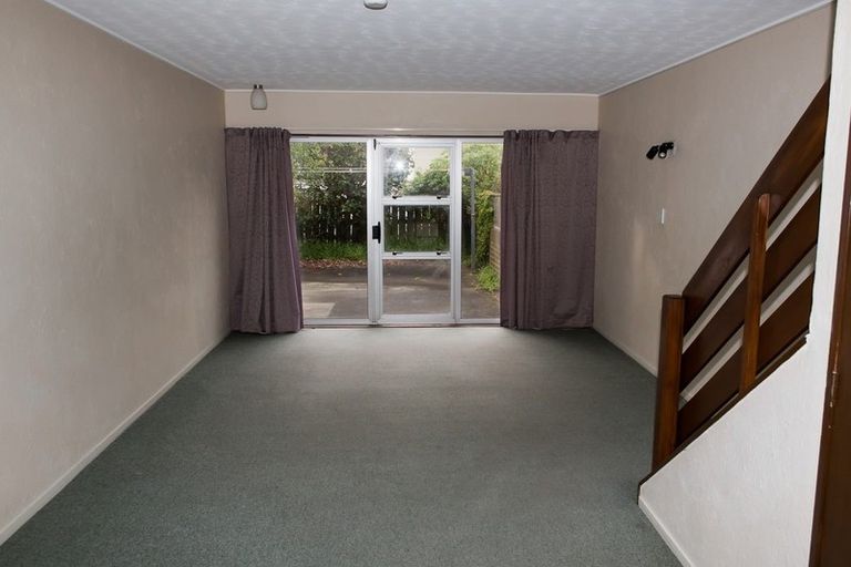 Photo of property in 3/31 Mana Avenue, Titahi Bay, Porirua, 5022