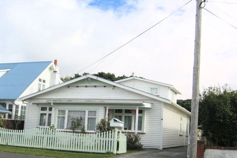 Photo of property in 55 Kensington Avenue, Petone, Lower Hutt, 5012
