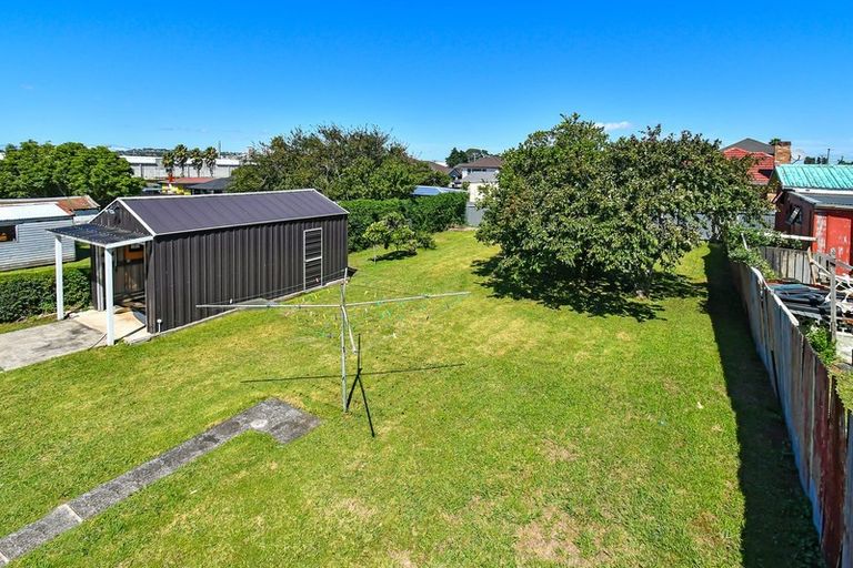 Photo of property in 162 Puhinui Road, Papatoetoe, Auckland, 2104
