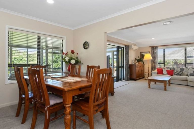 Photo of property in 7 Olive Close, Omokoroa, 3114