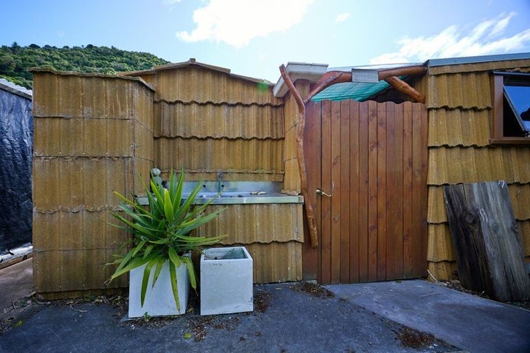 Photo of property in 17 Makura Road, Goose Bay, Kaikoura, 7374