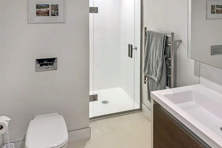 Photo of property in 234 Hobsonville Point Road, Hobsonville, Auckland, 0616