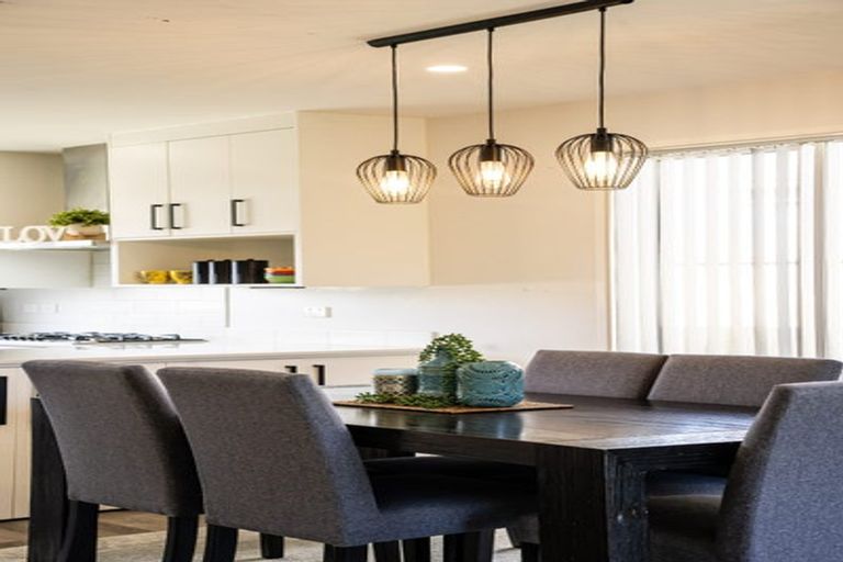 Photo of property in 16 Perla Road, Pukekohe, 2120