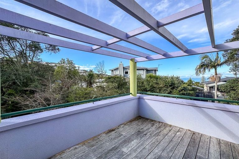 Photo of property in 2/3 Oban Road, Browns Bay, Auckland, 0630