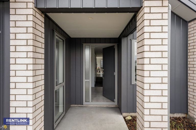 Photo of property in 6 Salers Lane, Papamoa, 3118