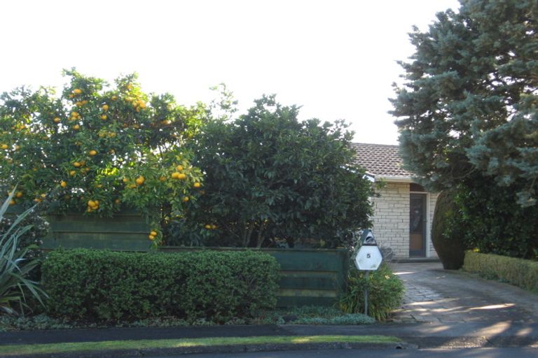 Photo of property in 5 Newport Place, Enderley, Hamilton, 3214