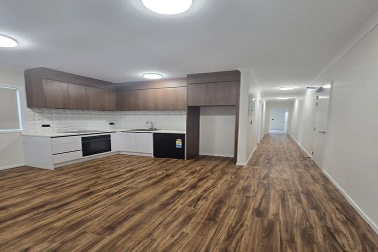 Photo of property in 8 Ritetai Street, Clarks Beach, 2122