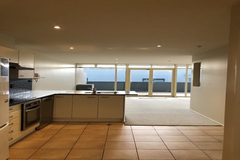 Photo of property in Knightsbridge Apartments, 5a Boardman Lane, Auckland Central, Auckland, 1010