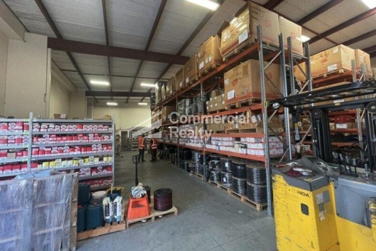 Photo of property in 83 Springs Road, Hornby, Christchurch, 8042