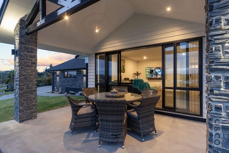 Photo of property in 104 Solan Drive, Waimauku, 0812