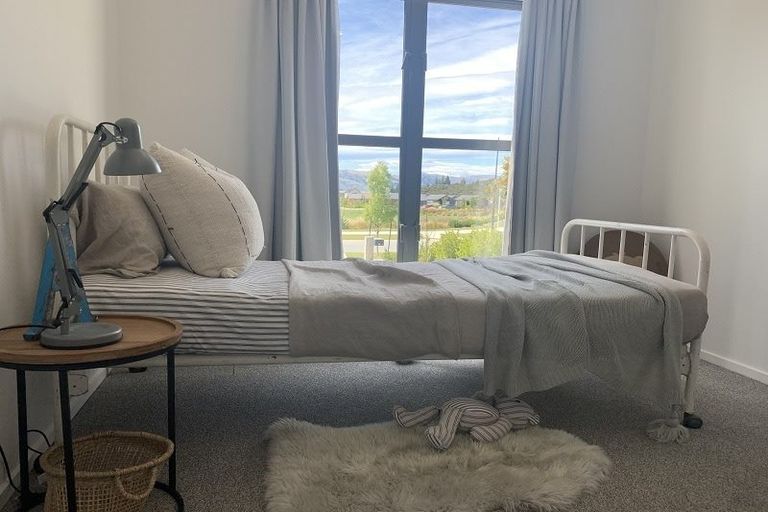 Photo of property in Northlake, 27 Cluden Crescent, Wanaka, 9305